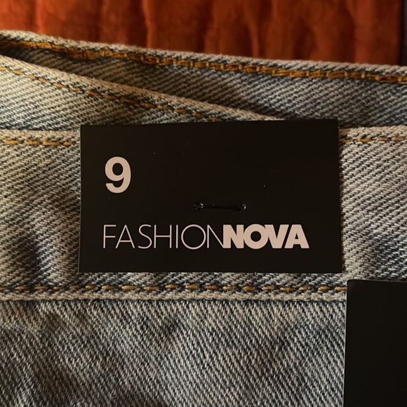 Fashion Nova Jeans - Picture 3 of 4